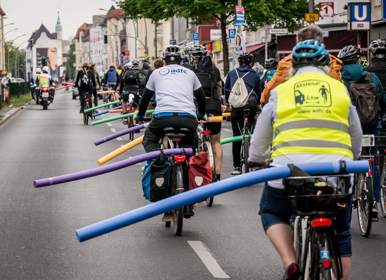 Gemeinsame Ausfahrt eines deutschen Radsportvereins